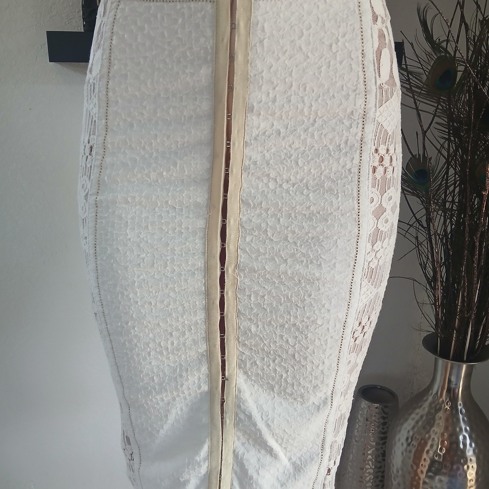 Byron Lars Cream Lace  Sleeve Dress - Picture 2 of 16
